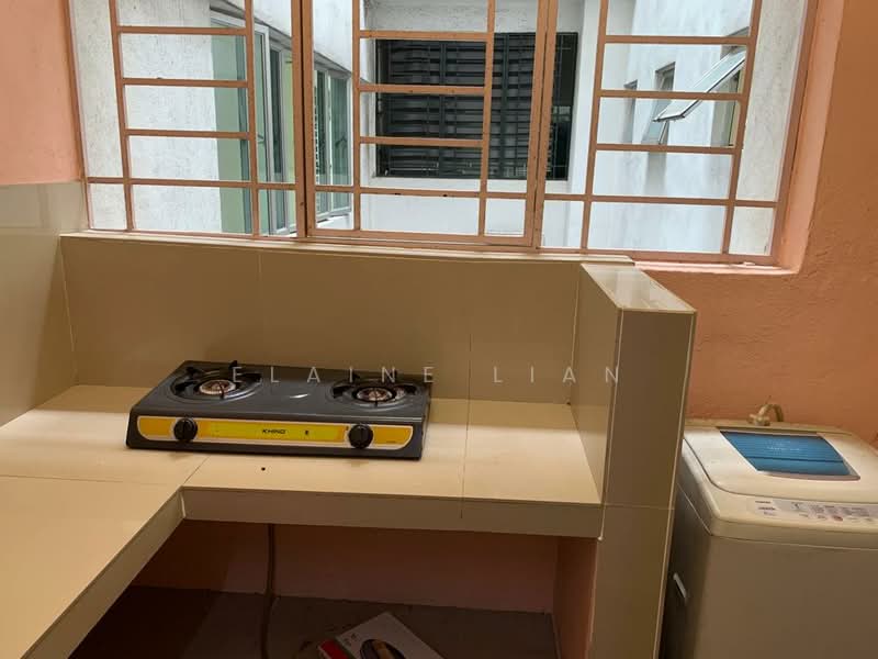 Servis Apartment untuk Disewa di OUG Parklane - Elaine Lian - Kitchen - PropertyGuru.com.my