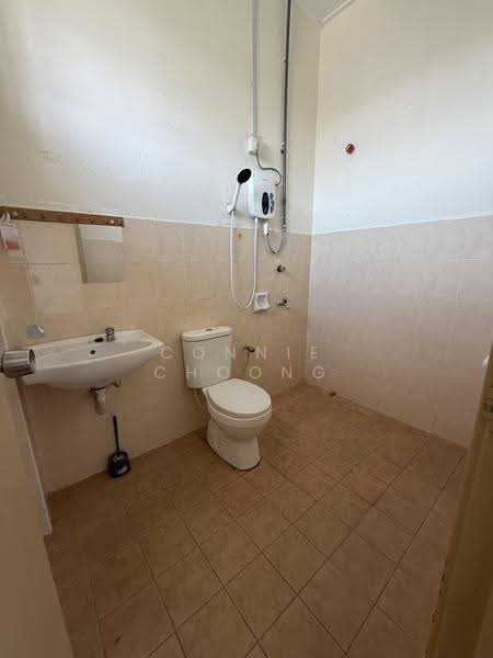 2-storey Terraced House for Sale in Taman Setia Indah (Tebrau) - Connie Choong - Bathroom - PropertyGuru.com.my