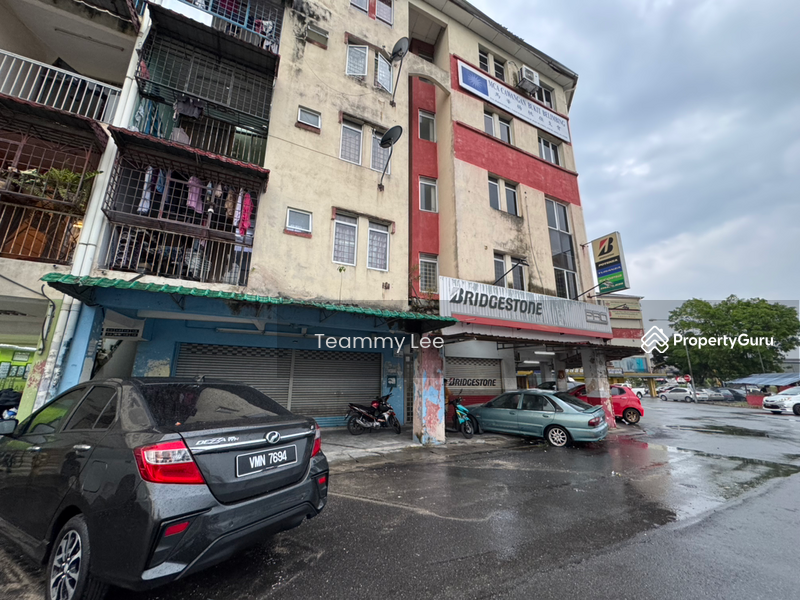 For Sale - Ground Floor Mainroad Shop at Taman Harmoni Indah, Balakong