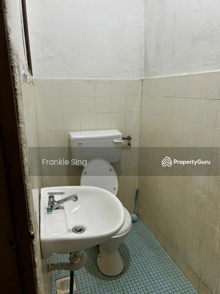 Taman Intan Baiduri untuk Untuk Disewa - RM 700 /bulan, Mac 2026 - PropertyGuru.com.my