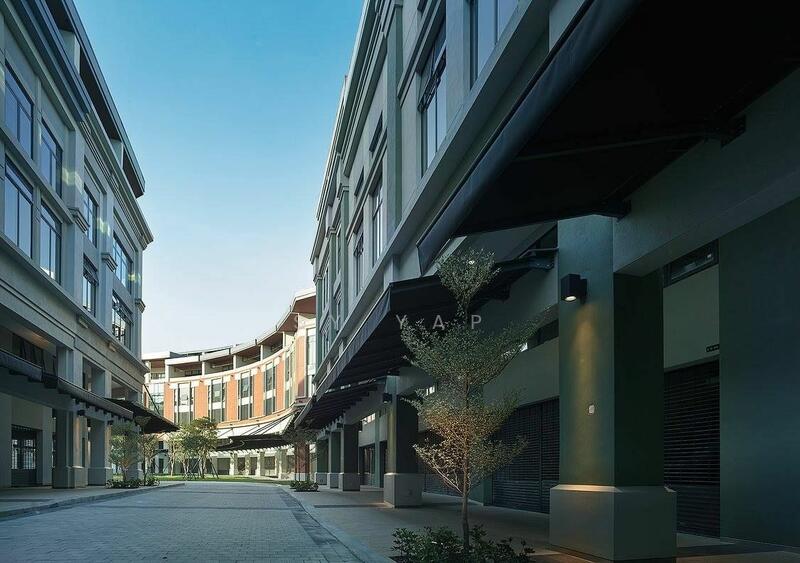 For Sale - Plaza Arkadia