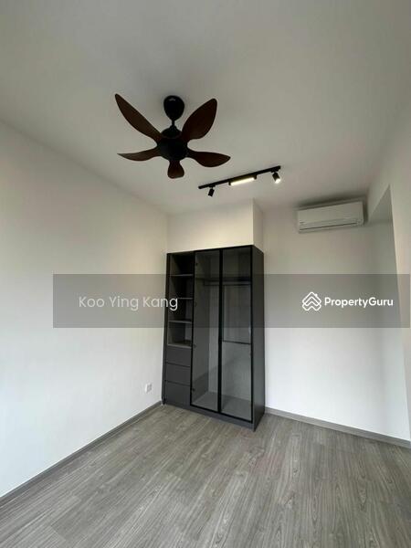 For Sale - The Arcuz