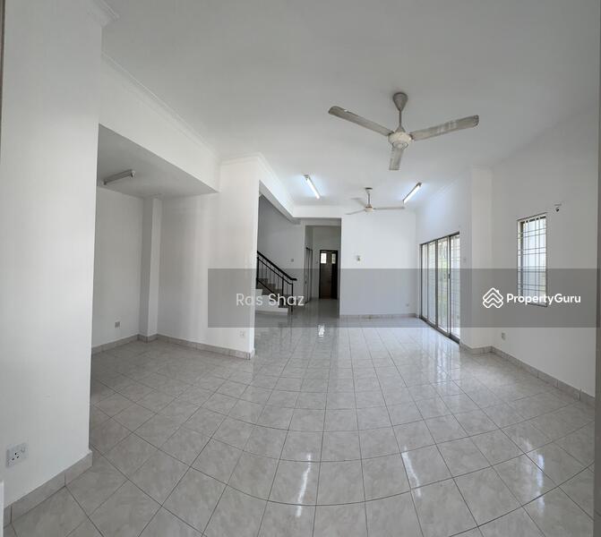 Rumah Teres 2 Tingkat untuk Dijual di Taman Bukit Subang (Shah Alam) - Ras Shaz - PropertyGuru.com.my