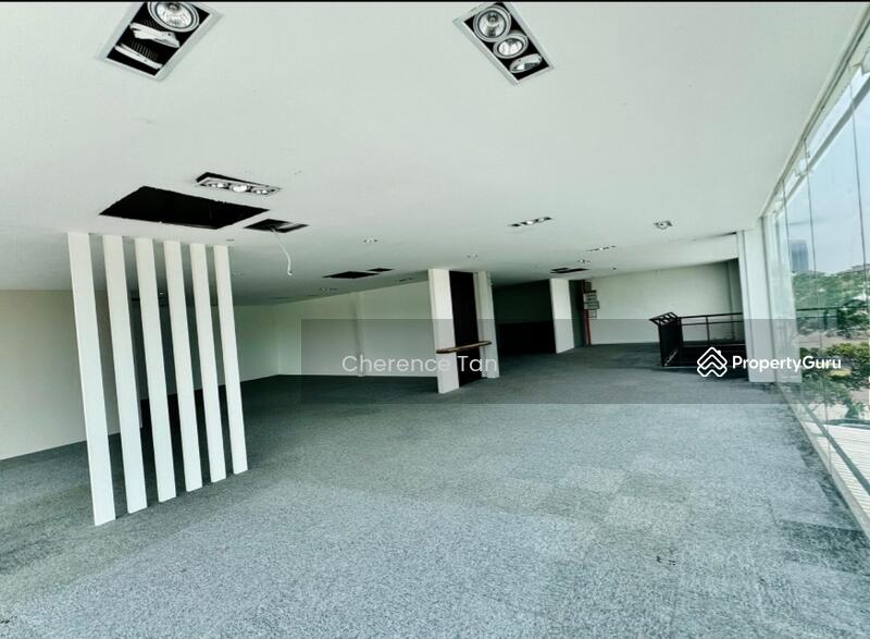 Nilai 3 Wholesale Centre untuk Untuk Disewa - RM 6,300 /bulan, Mac 2026 - PropertyGuru.com.my