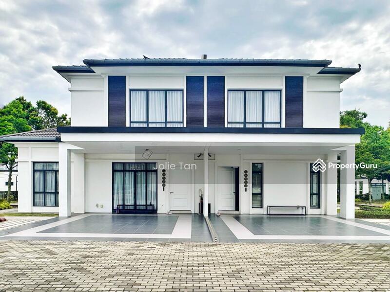 Untuk Dijual - 15minto Setia Alam- 32'x65' Gardens Home with Relaxing Landscape (Clubhouse Facilities)