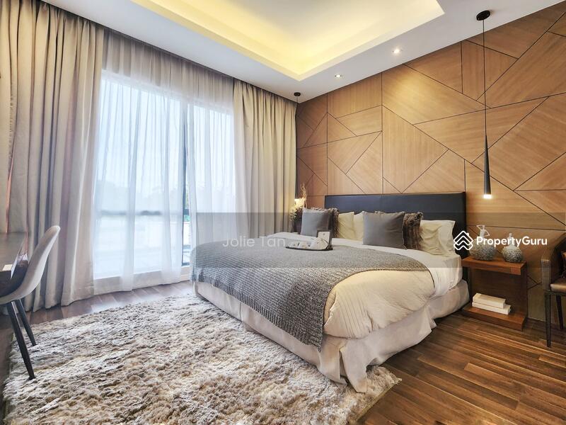Untuk Dijual - 15minto Setia Alam- 32'x65' Gardens Home with Relaxing Landscape (Clubhouse Facilities)