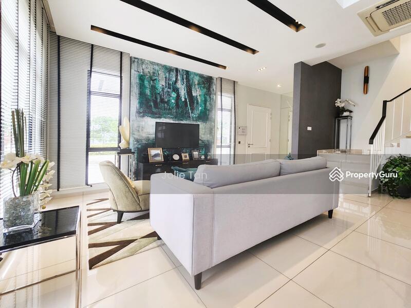 Untuk Dijual - 15minto Setia Alam- 32'x65' Gardens Home with Relaxing Landscape (Clubhouse Facilities)