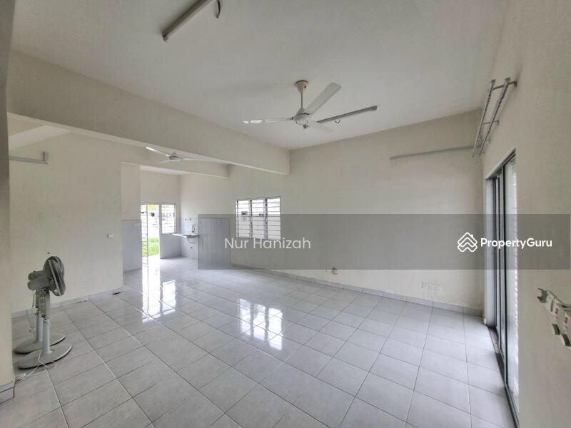 2-storey Terraced House for Sale in Bandar Puncak Alam (Puncak Alam) - Nur Hanizah - PropertyGuru.com.my