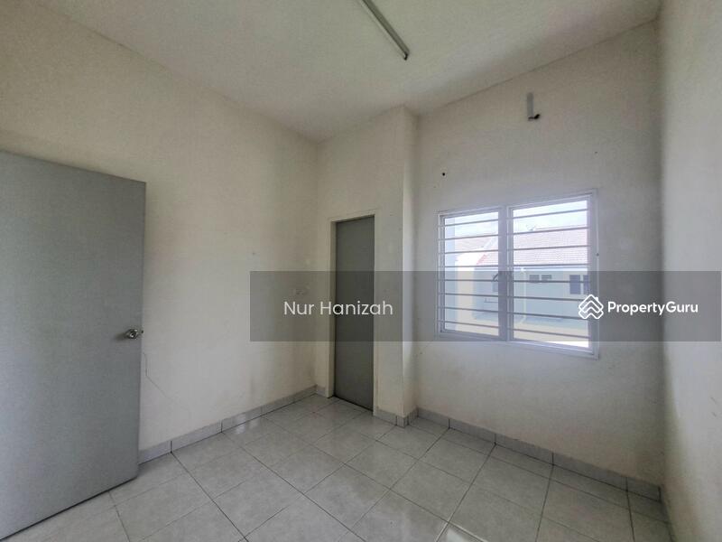 2-storey Terraced House for Sale in Bandar Puncak Alam (Puncak Alam) - Nur Hanizah - PropertyGuru.com.my