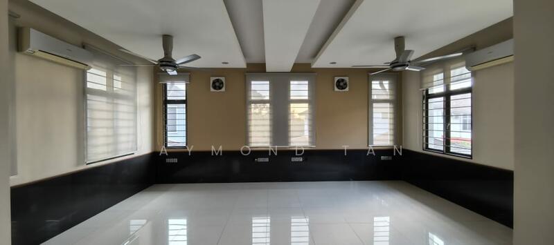 Bungalow for Sale in Saujana Akasia (Sungai Buloh) - Raymond Tan - PropertyGuru.com.my