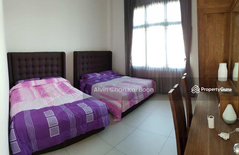 For Sale - Vista Kirana