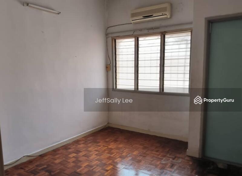 Rumah Teres 2-Tingkat untuk Dijual di Usj 11 (Subang Jaya) - JeffSally Lee - PropertyGuru.com.my