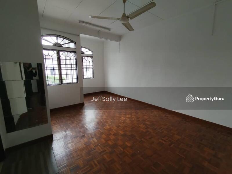 Rumah Teres 2-Tingkat untuk Dijual di Usj 11 (Subang Jaya) - JeffSally Lee - PropertyGuru.com.my