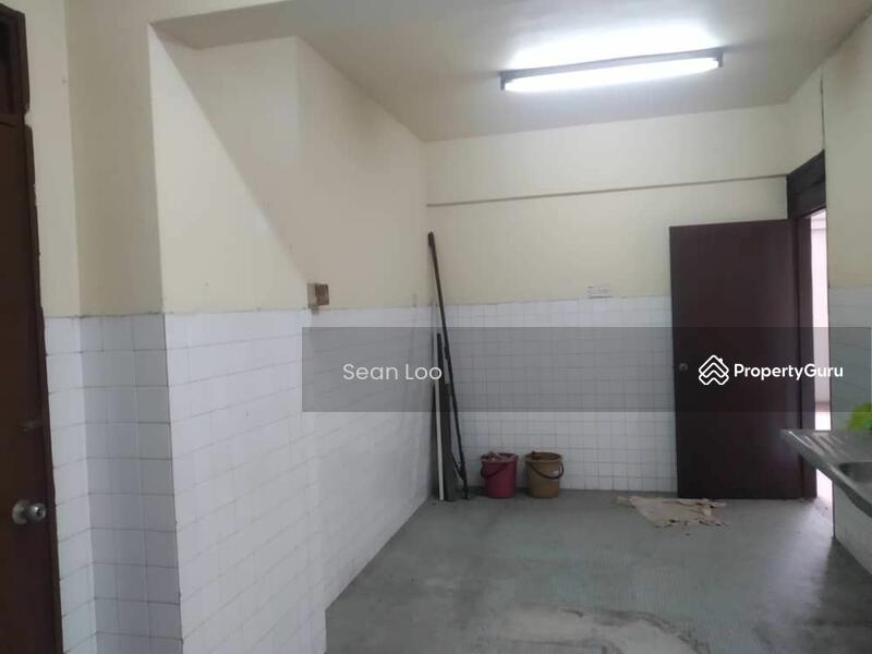 For Sale - Bangunan Choo Cheng Khay