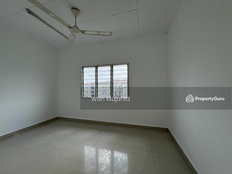 Untuk Dijual - Oakwood Court