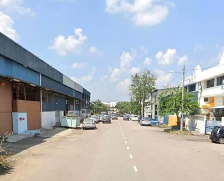 Factory for Rent in Taman Desa Cemerlang (Ulu Tiram) - Jesmond Lee - Exterior - PropertyGuru.com.my