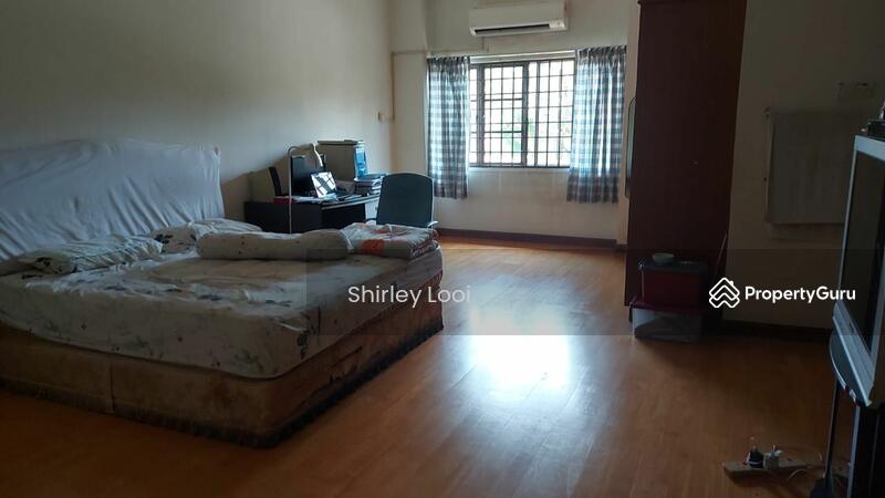 Terrace house at Bukit Jelutong untuk Untuk Dijual - RM 1,350,000, Mac 2026 - PropertyGuru.com.my