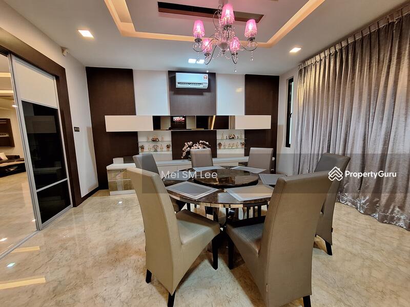 Bukit Sungai Long Dining Room