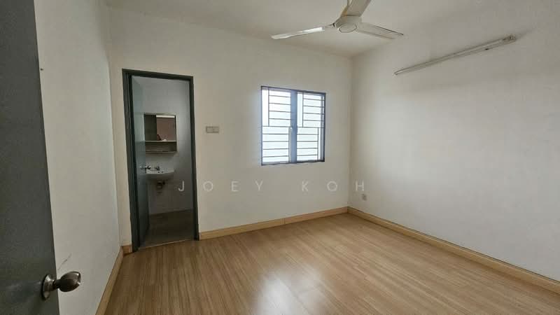 2-storey Terraced House for Rent in Seksyen U9 (Shah Alam) - Joey Koh - Bathroom - PropertyGuru.com.my