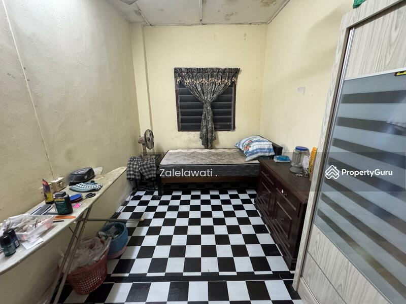 For Sale - Taman Pinggiran Delima Flat