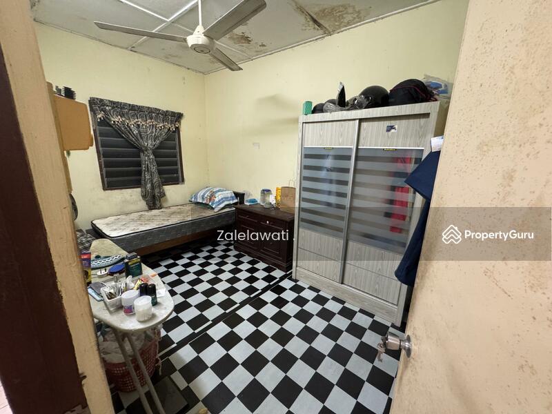 For Sale - Taman Pinggiran Delima Flat