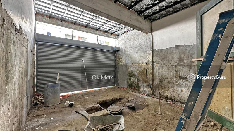 For Rent - Double Storey Shop Lot For Rent @ Jalan Raja Musa Aziz