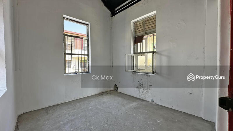 For Rent - Double Storey Shop Lot For Rent @ Jalan Raja Musa Aziz