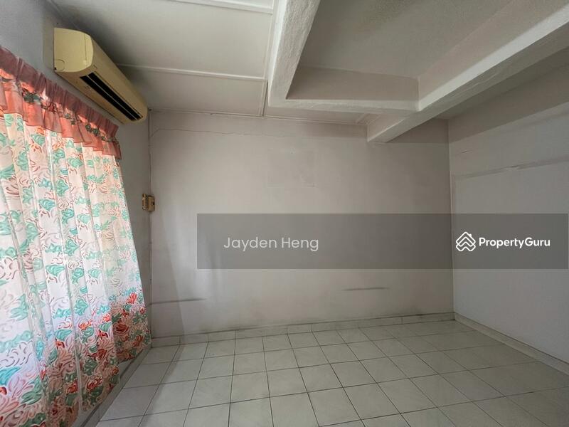 Rumah Teres 3 Tingkat untuk Dijual di Taman Segambut (Jalan Kuching) - Jayden Heng - PropertyGuru.com.my