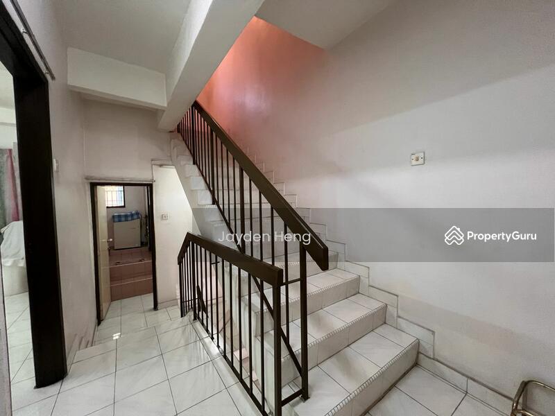 Rumah Teres 3 Tingkat untuk Dijual di Taman Segambut (Jalan Kuching) - Jayden Heng - PropertyGuru.com.my