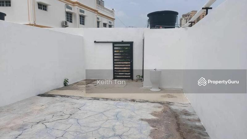 For Rent - Shop at Bukit Cina