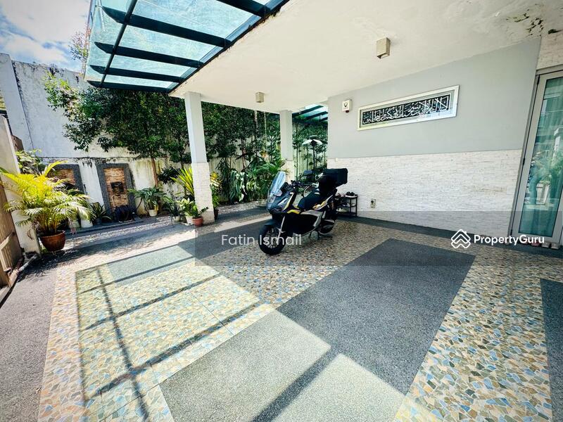 For Sale - Villa Laman Cahaya