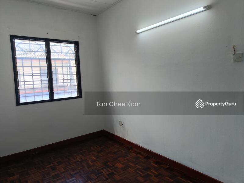 2-storey Terraced House for Sale at PJS 10 - Tan Chee Kian - PropertyGuru.com.my