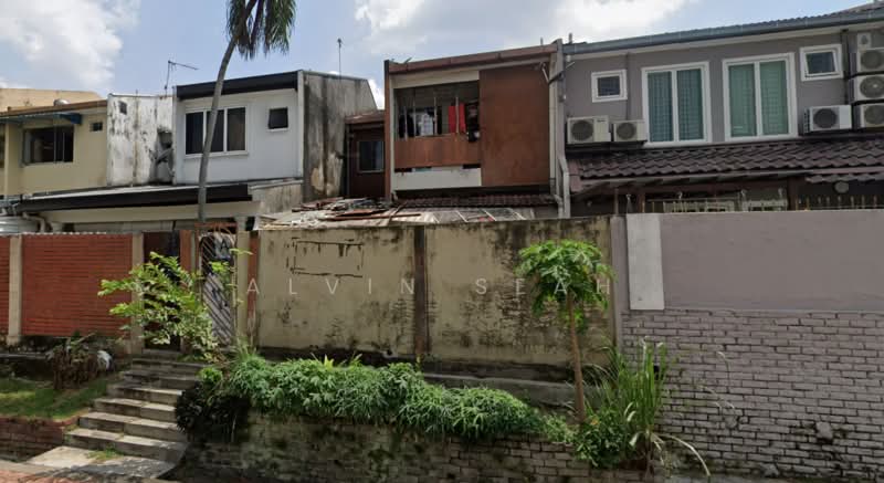 2-storey Terraced House for Sale in Damansara Jaya (Petaling Jaya) - Alvin Seah - Exterior - PropertyGuru.com.my