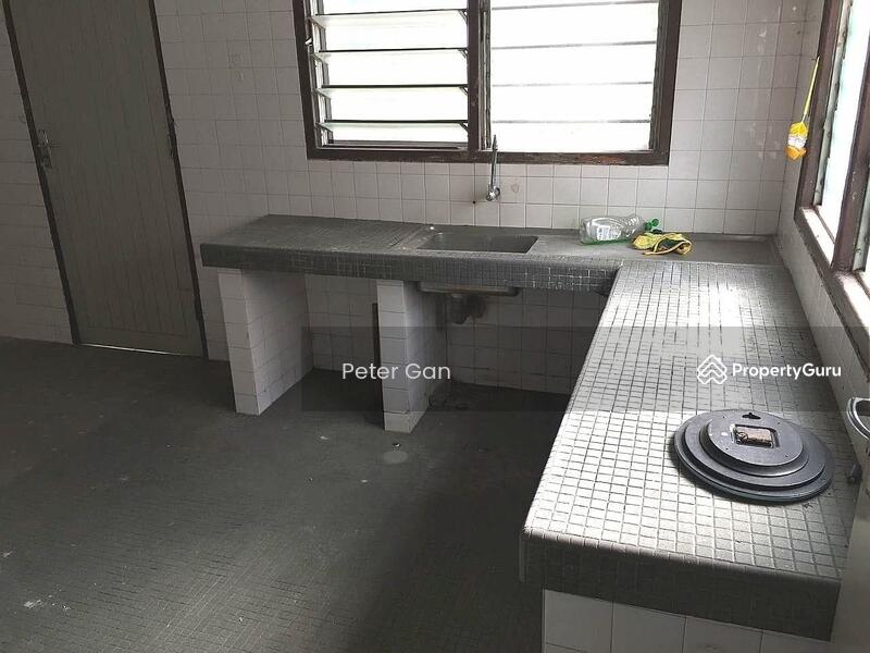 Untuk Dijual - MEDAN PASIR SAUJANA