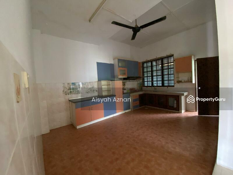 For Sale - SemiD Taman Pelindung Damai Beserah Kuantan