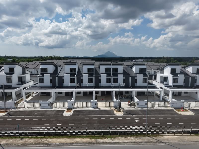 2.5-storey Terraced House for Sale in Taman Matang Jaya (Kuching) - Jay Law - PropertyGuru.com.my