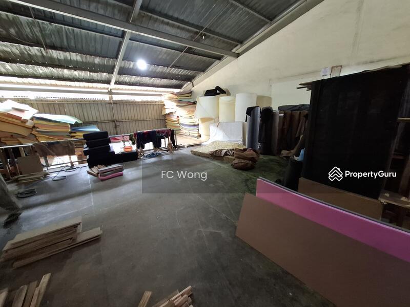For Sale - USJ 1 Subang Jaya Factory With Steel Mezzanine Floor for Rent