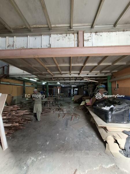 For Sale - USJ 1 Subang Jaya Factory With Steel Mezzanine Floor for Rent