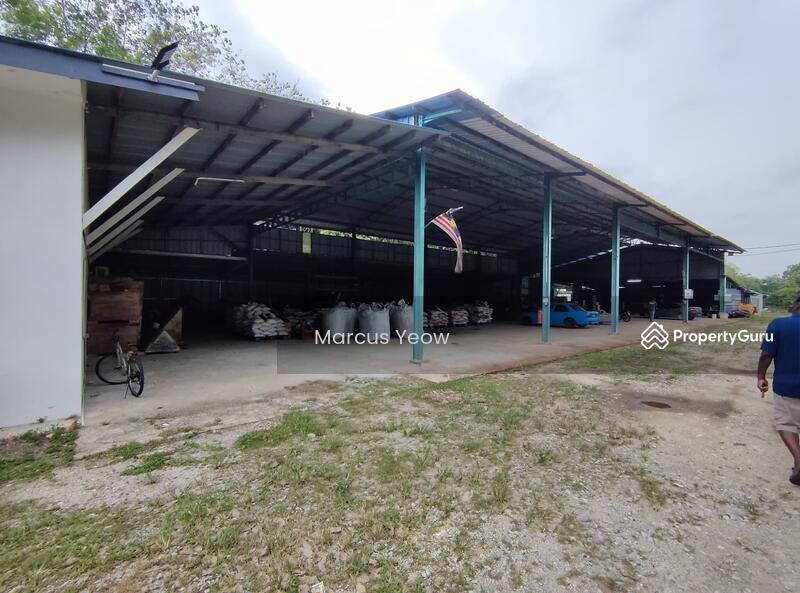 For Sale - Pekan Lukut
