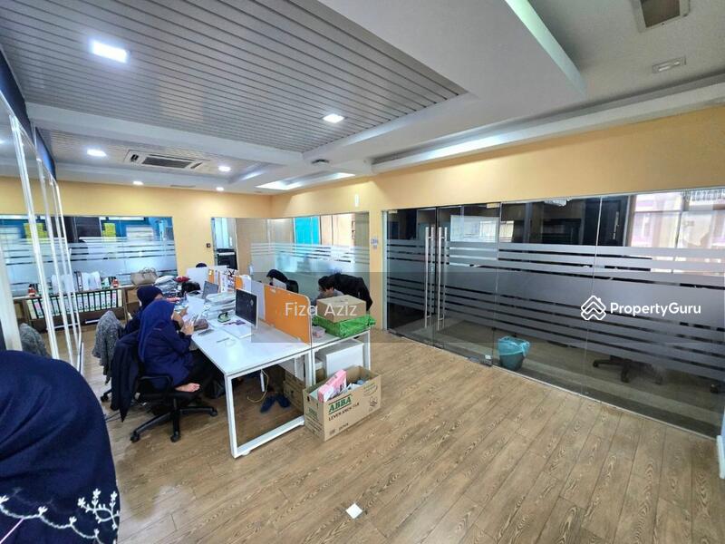 Untuk Disewa - Warehouse & Office at Kota Damansara For Rent