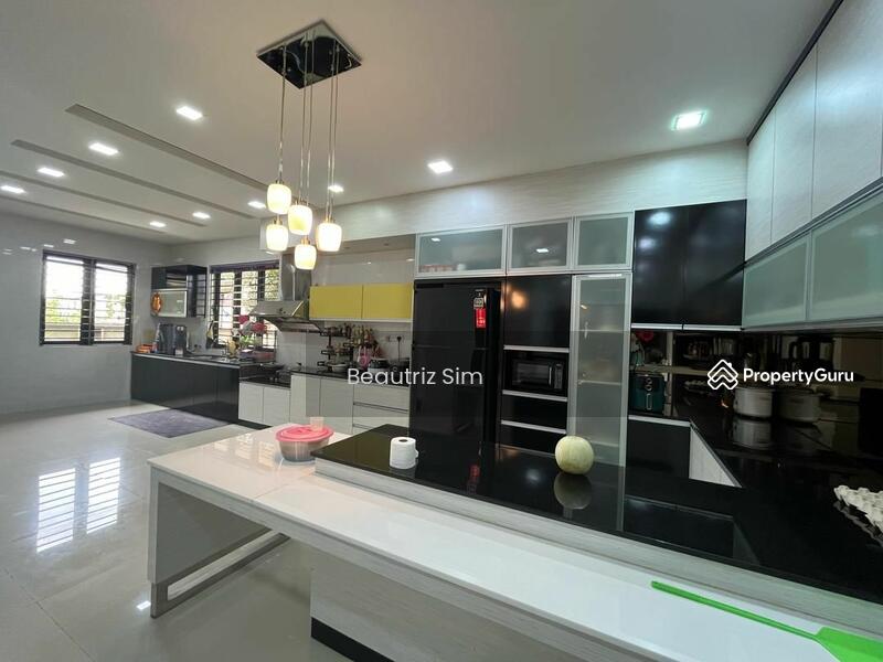 For Sale - Semi-D house at Taman Hui Sing