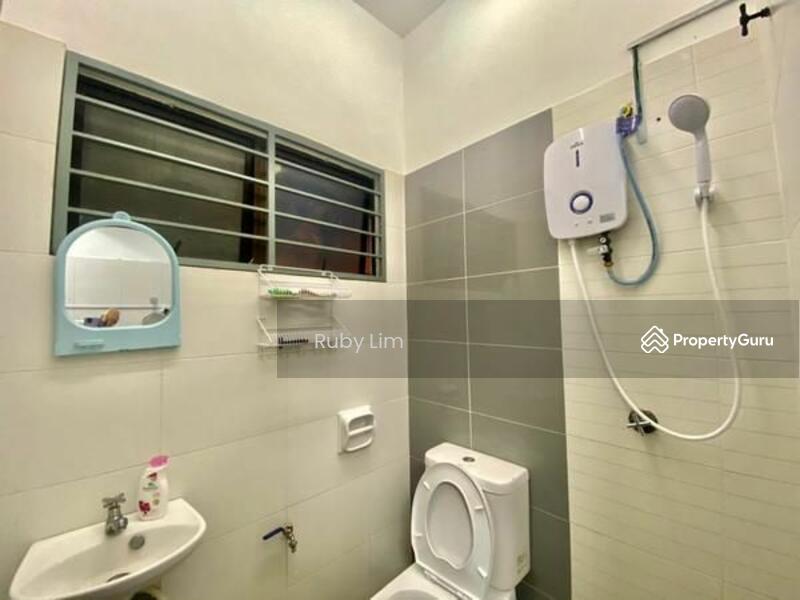 Rumah Berkembar untuk Dijual di Lakeside Residences (Puchong) - Ruby Lim - PropertyGuru.com.my