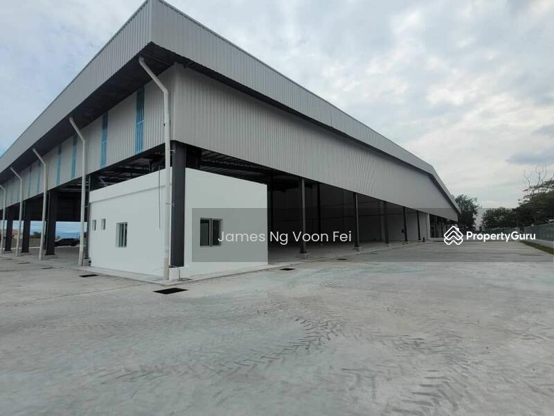 For Rent - Nilai Showroom Factory (Big Parking Bay + Lorry Bay)