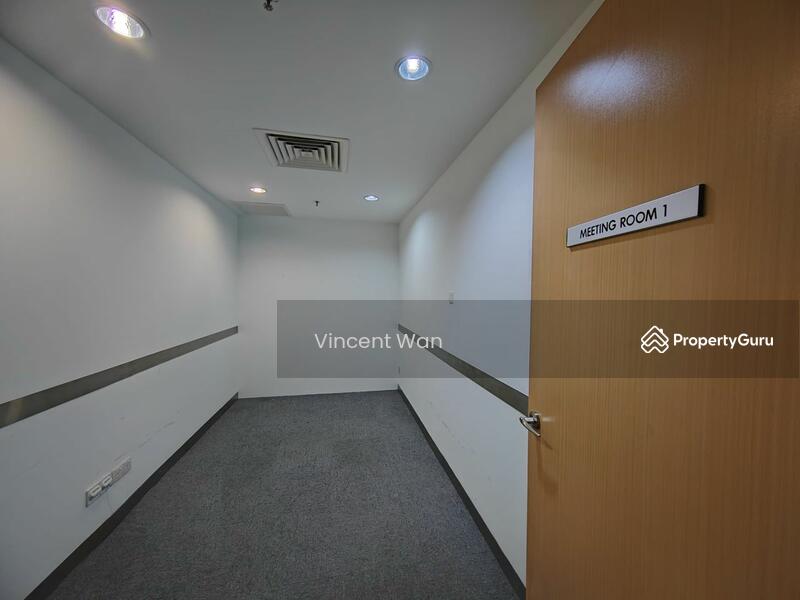 Untuk Disewa - The Summit