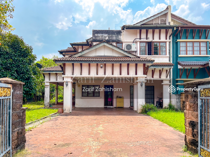 2-storey Terraced House for Sale in Bukit Jelutong (Shah Alam) - Zarif Zahisham - PropertyGuru.com.my