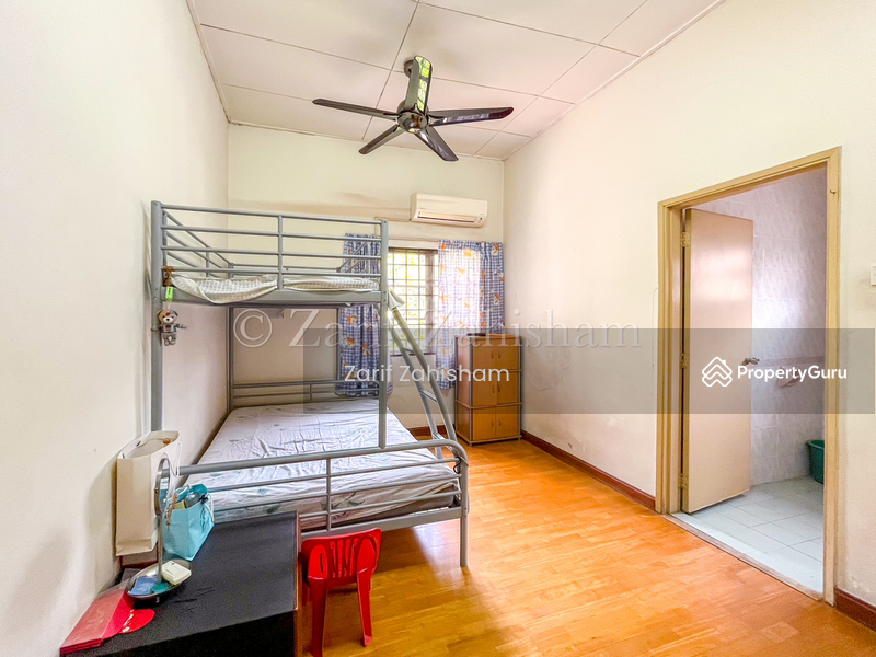 2-storey Terraced House for Sale in Bukit Jelutong (Shah Alam) - Zarif Zahisham - PropertyGuru.com.my