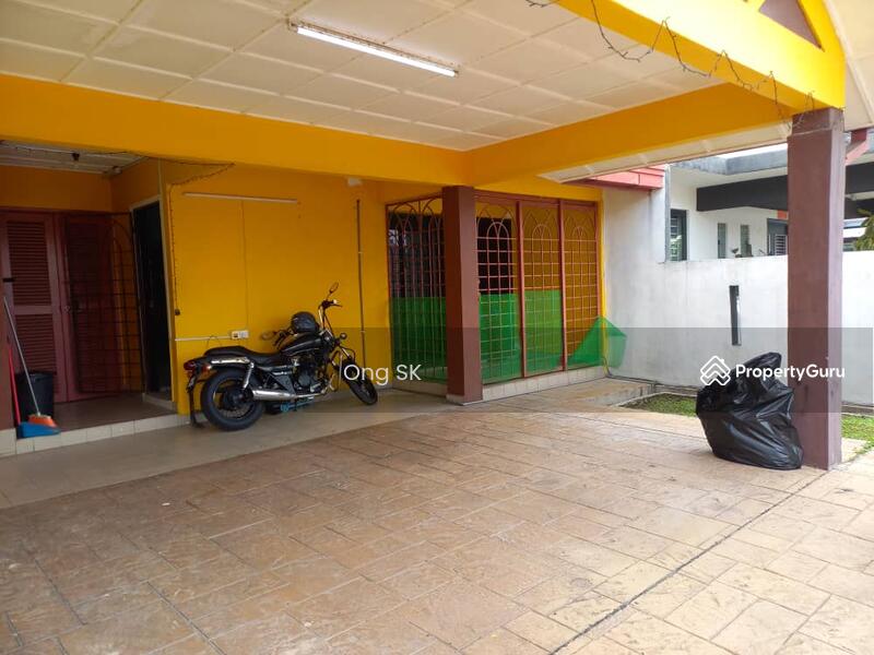 For Rent - 2 Storey Semi-Detached house