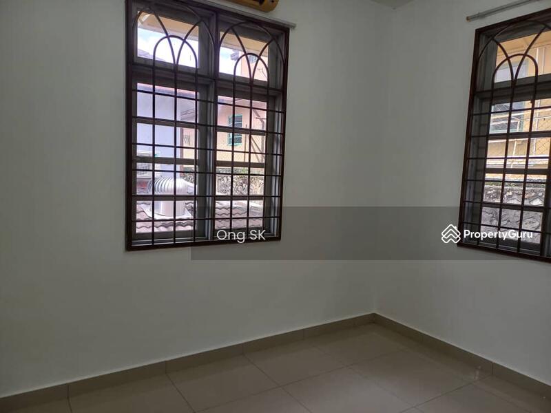 For Rent - 2 Storey Semi-Detached house