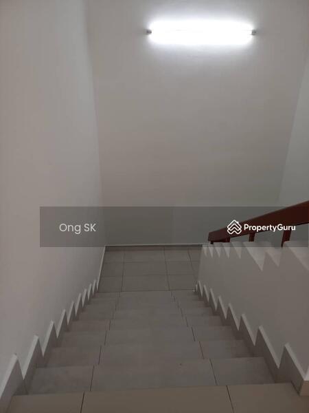 For Rent - 2 Storey Semi-Detached house