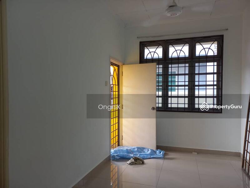 For Rent - 2 Storey Semi-Detached house
